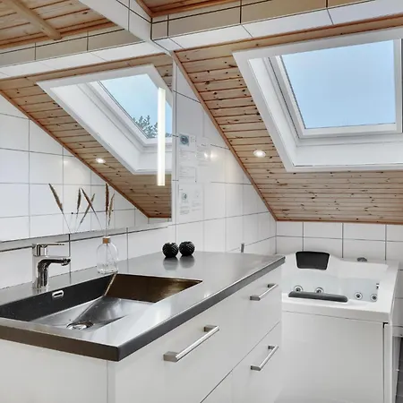 Lovely Home In Blavand With Sauna Holiday home *