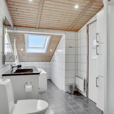 Lovely Home In Blavand With Sauna Holiday home *
