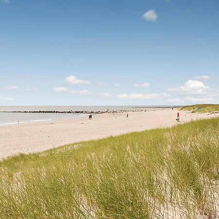 Lovely Home In Blavand With Sauna Holiday home Blavand